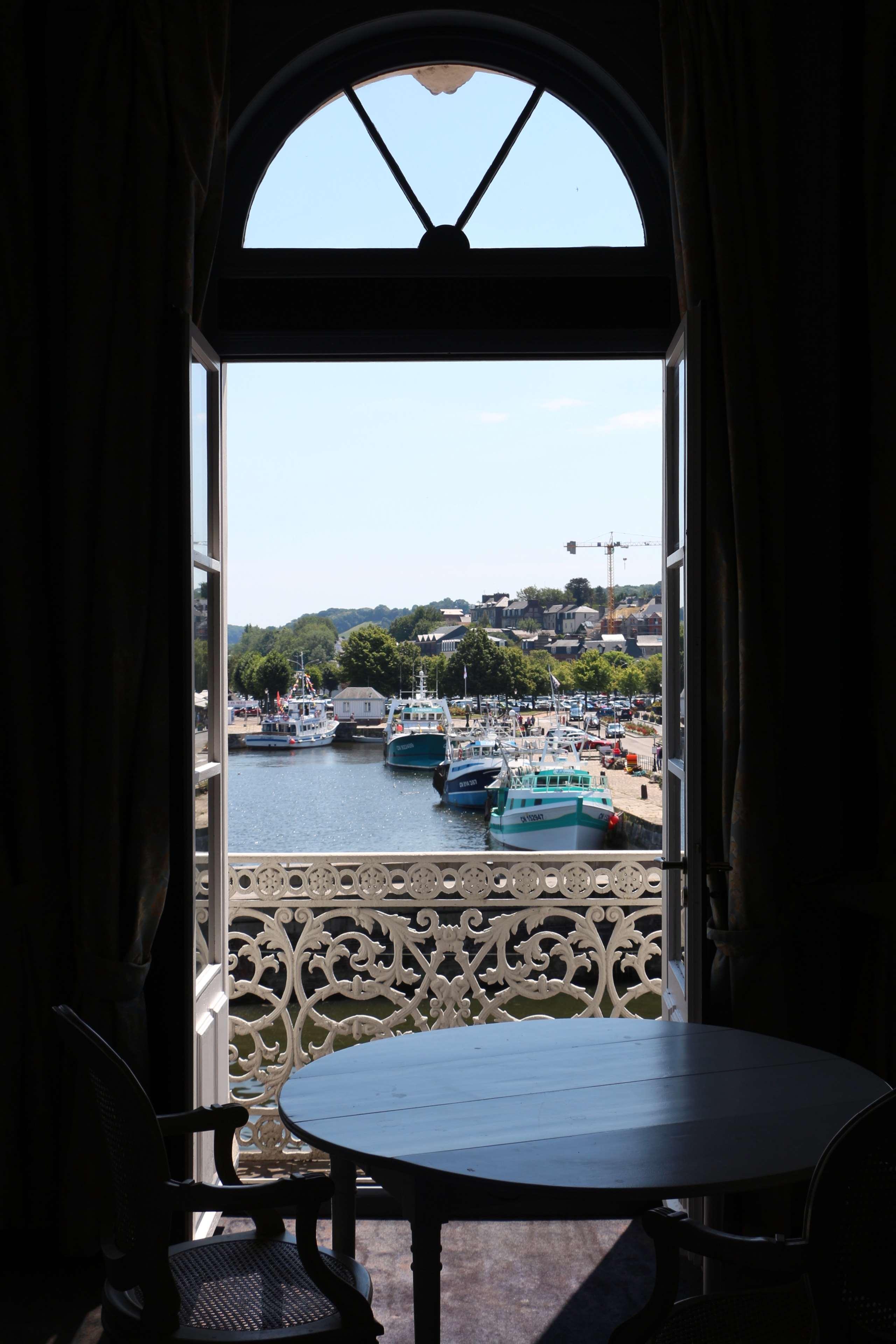 Best Western Le Cheval Blanc -Vue Sur Le Port-Plein Centre Ville Honfleur Exteriér fotografie