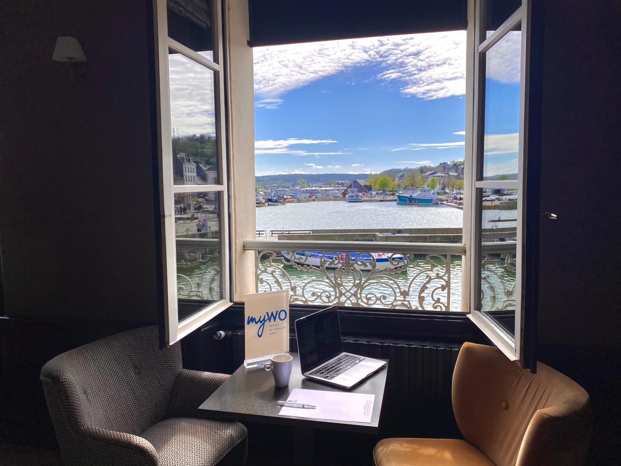 Best Western Le Cheval Blanc -Vue Sur Le Port-Plein Centre Ville Honfleur Exteriér fotografie